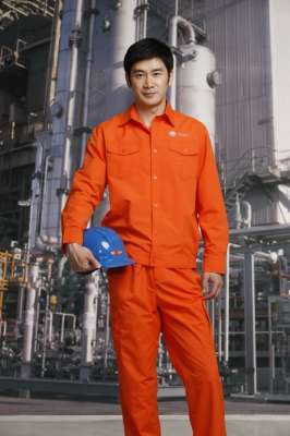 工作服現(xiàn)貨與定做的區(qū)別?