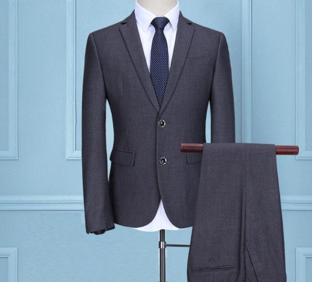 有些職業(yè)的工作服亮點(diǎn)不在款式而在面料。